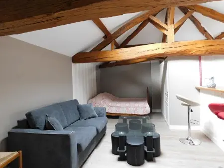 Maison 14 pers. à Mouterre-Silly : jardin clos, cheminée et 5 chambres : photo 11
