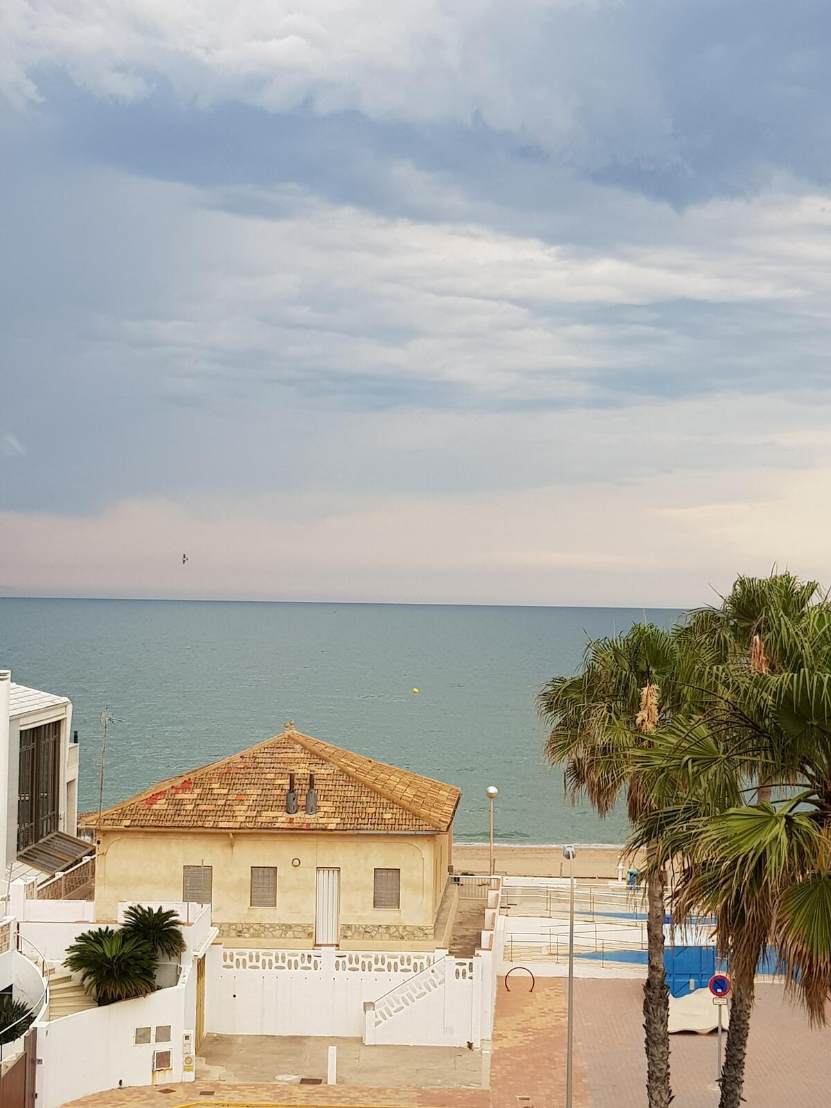 Appartement 90 m² vue mer et montagne à Tavernes - Photo 4