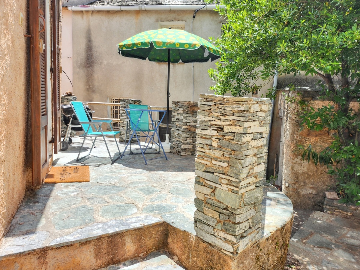 Maison 60 m² à Rogliano, terrasse et barbecue - Photo 4