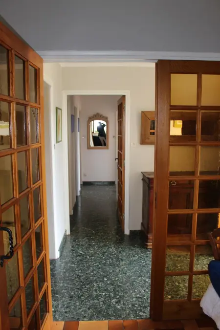 Maison familiale avec terrasse et cheminée à Langogne : photo 10
