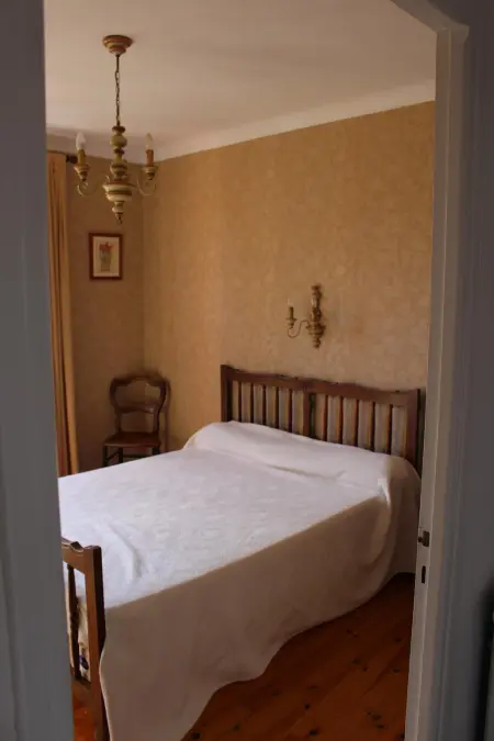 Maison familiale avec terrasse et cheminée à Langogne : photo 12
