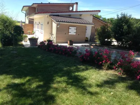 Maison avec piscine partagée et jardin clôturé à Châteney : photo 8