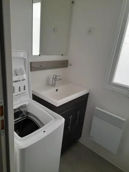 Bungalow 3 chambres avec piscine partagée à Les Mathes : photo 13