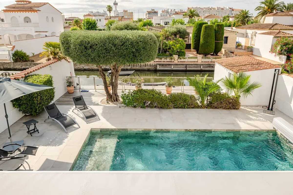 Villa 8 personnes à Empuriabrava, piscine privée ouverte toute l'année - Photo 2