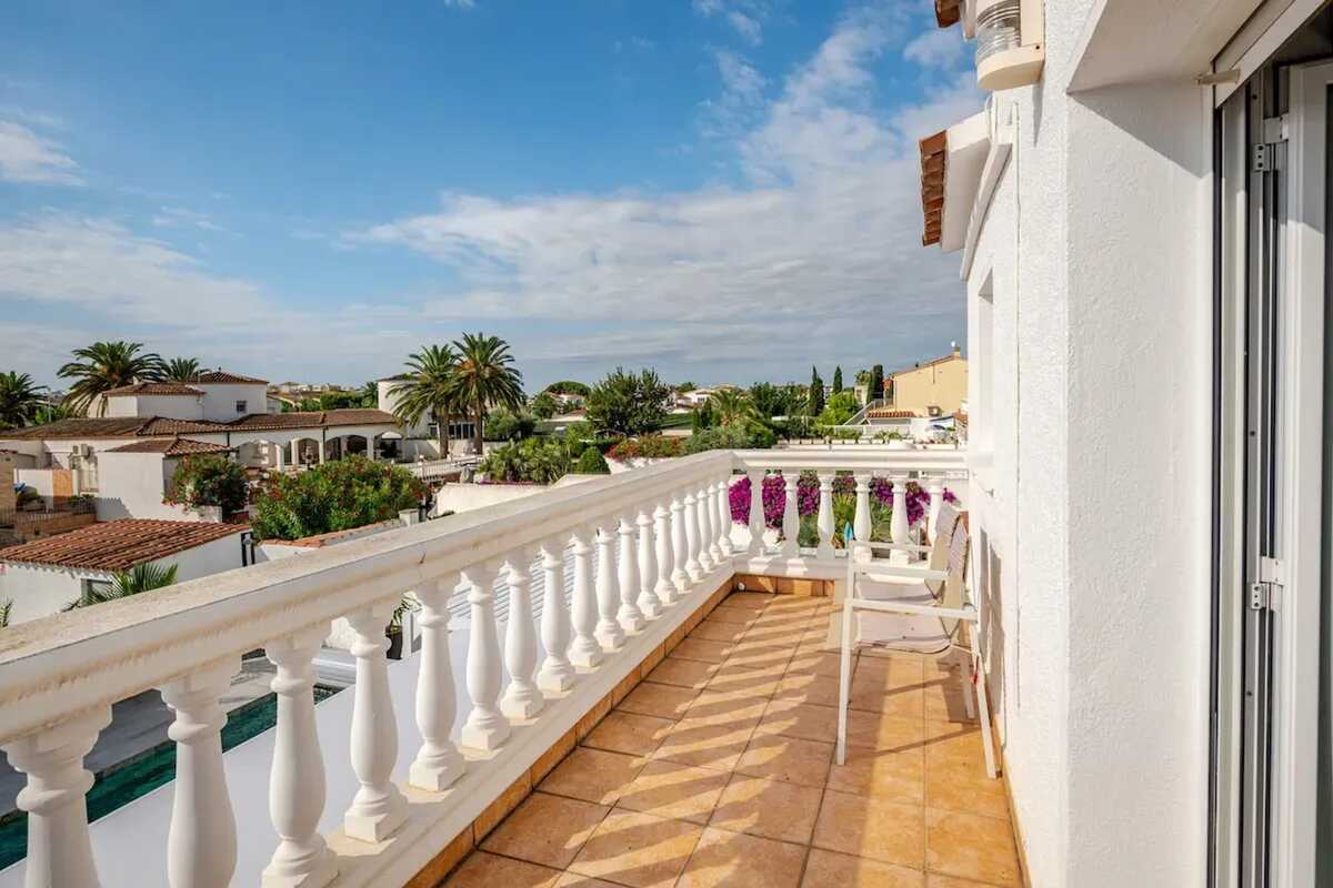 Villa 8 personnes à Empuriabrava, piscine privée ouverte toute l'année - Photo 8