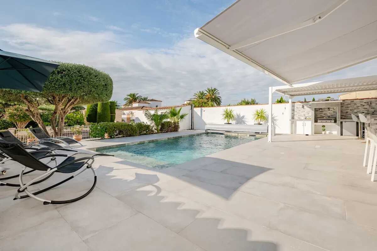 Villa 8 personnes à Empuriabrava, piscine privée ouverte toute l'année - Photo 10