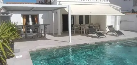 Location villa à Empuriabrava, Villa accueillante à Empuriabrava avec piscine privée