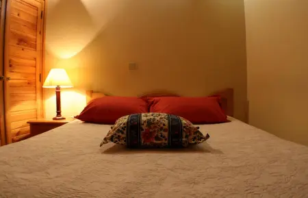 Location appartement à Seia, Appartement cosy à Seia, 25 m², cheminée accueillante