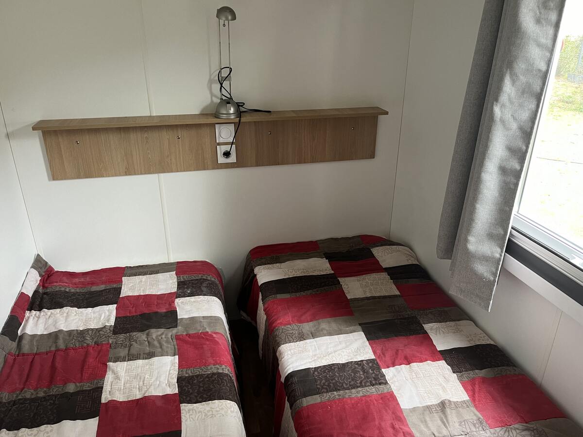 Bungalow 8 personnes à Puget-sur-Argens, piscine et terrasse - Photo 5