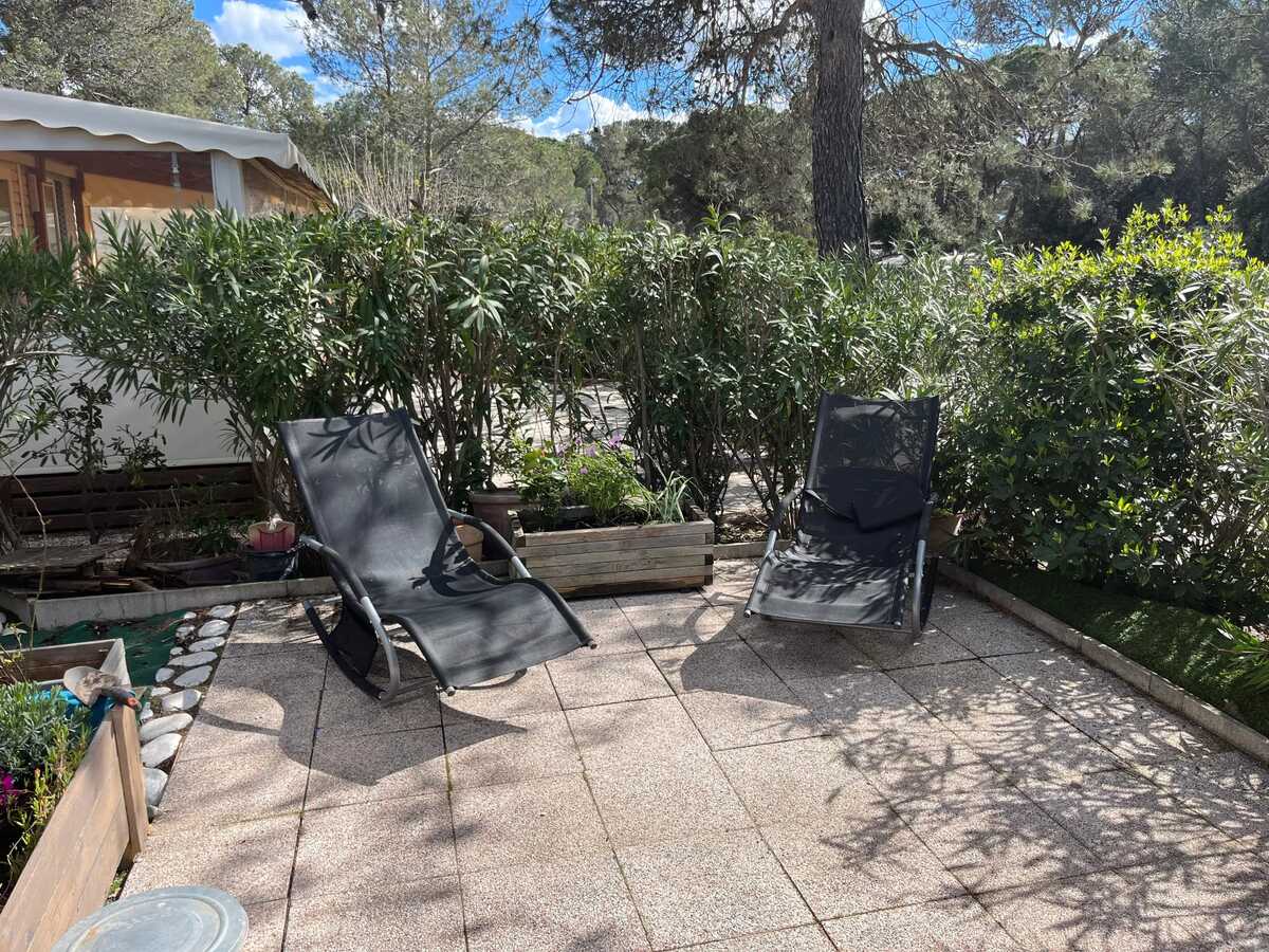 Bungalow 8 personnes à Puget-sur-Argens, piscine et terrasse - Photo 32