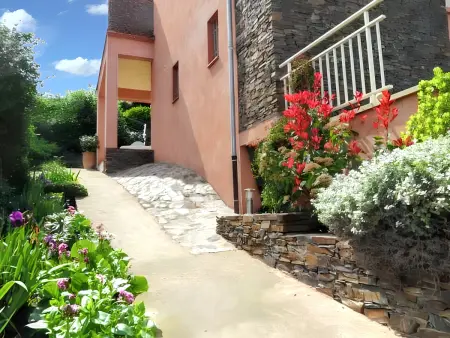 Appartement avec terrasse, jardin clos et vue mer à Collioure : photo 20