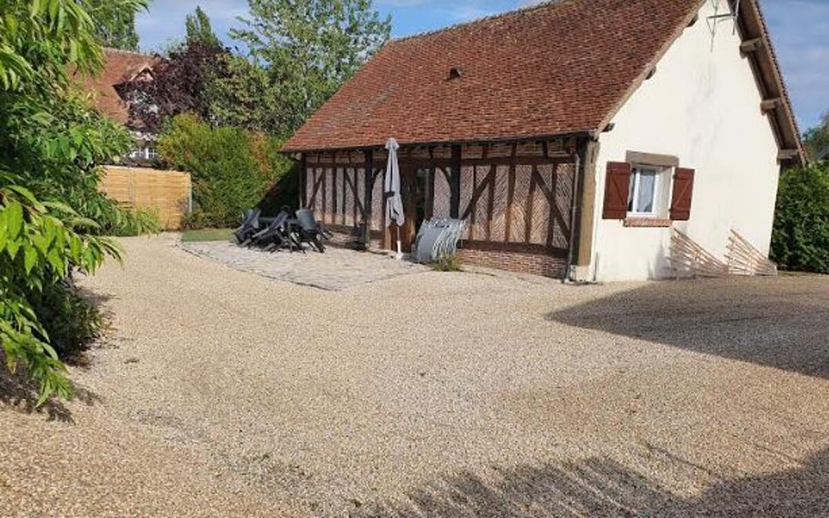 Maison 6 pers. à Salbris : jardin clos, terrasse et barbecue - Photo 10