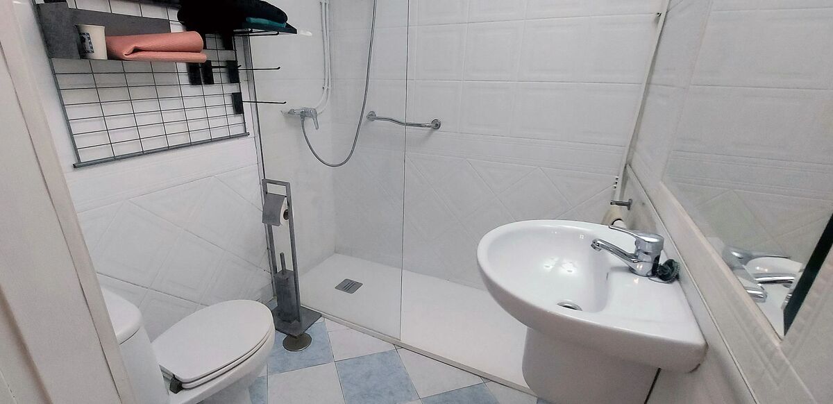 Appartement PMR climatisé à Alacant, 5 personnes - Photo 25