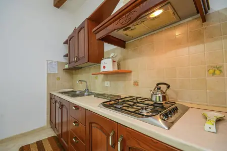 Appartement 52 m² vue mer et jardin clôturé à Sorrento : photo 3