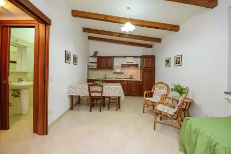Appartement 52 m² vue mer et jardin clôturé à Sorrento : photo 8