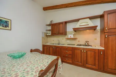 Appartement 52 m² vue mer et jardin clôturé à Sorrento : photo 9