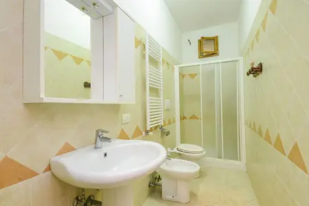 Appartement 52 m² vue mer et jardin clôturé à Sorrento : photo 17