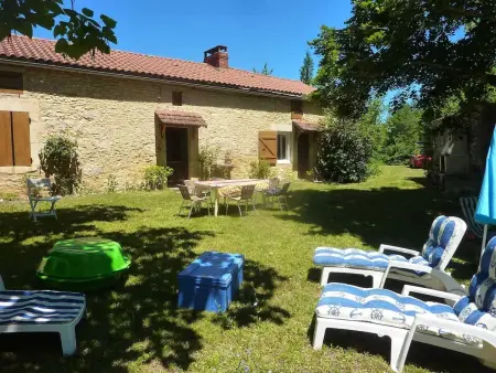 Maison de 80 m² avec jardin et pétanque à Les Junies : photo 2