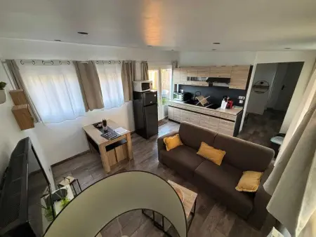 Maison avec jardin clos et terrasse à Saint-André-les-Vergers : photo 13