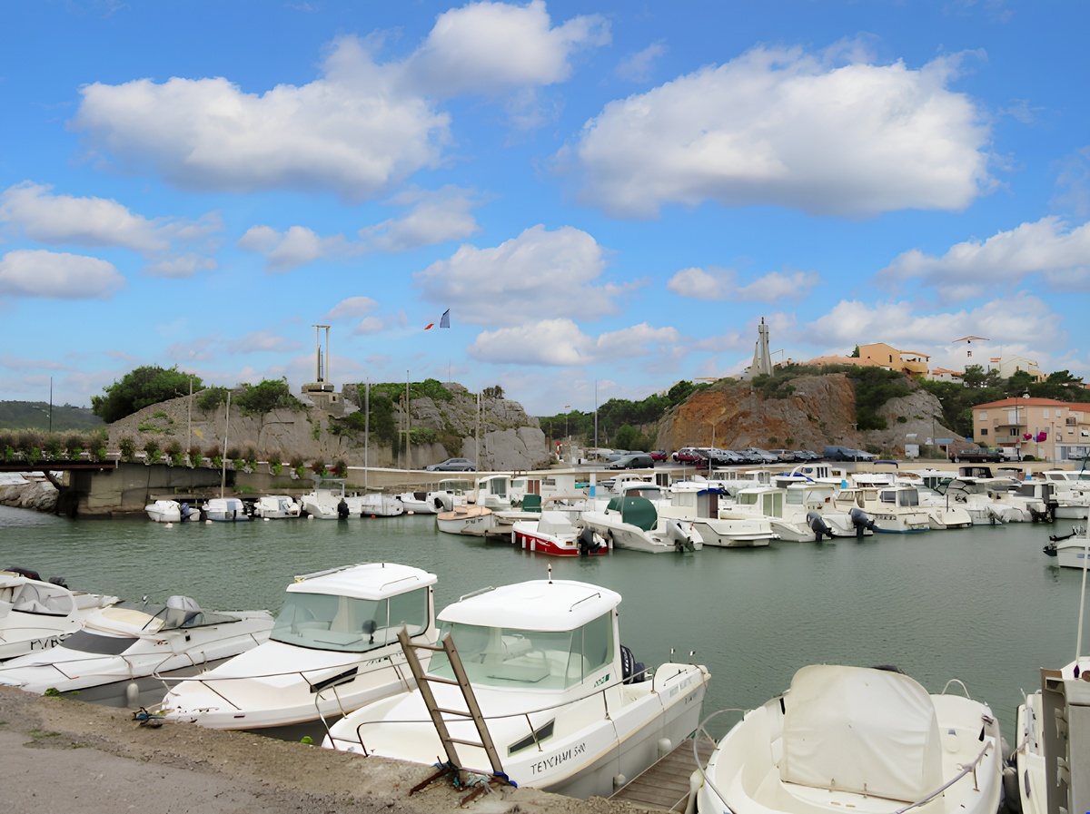Appartement vue mer à Fleury avec terrasse et parking - Photo 8