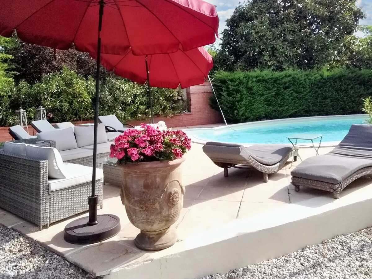 Villa 3 étoiles à Arsac : piscine privée, 3 chambres pour 8 - Photo 2