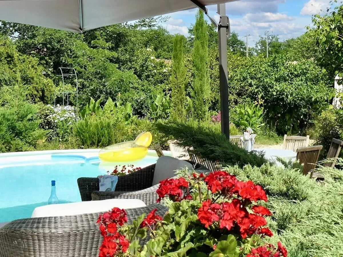 Villa 3 étoiles à Arsac : piscine privée, 3 chambres pour 8 - Photo 6