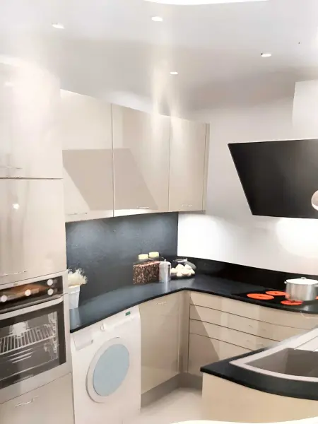 Appartement charmant à Mandelieu-la-Napoule - 50 m² - avec piscine - Photo 4