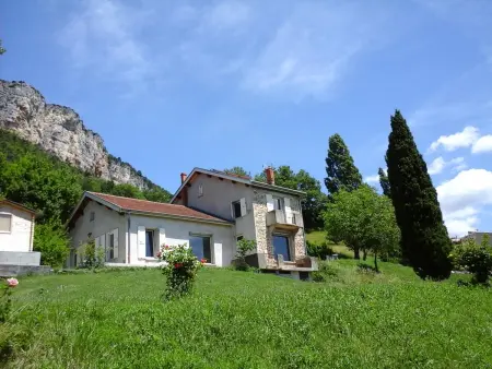 Gîte 150 m² avec vue montagne et jardin à Plan-de-Baix