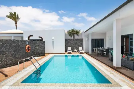 Villa avec piscine privée chauffable à Playa Blanca, 3 chambres : photo 9