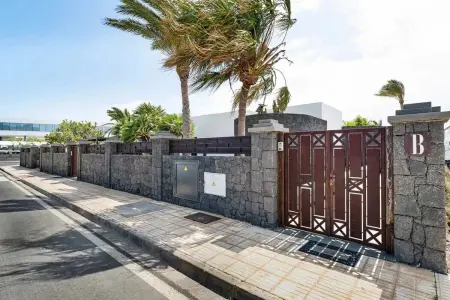 Villa avec piscine privée chauffable à Playa Blanca, 3 chambres : photo 47