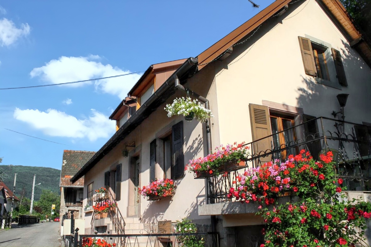 Maison de charme à Wuenheim, jardin clôturé et terrasse, 4 chambres - Photo 1