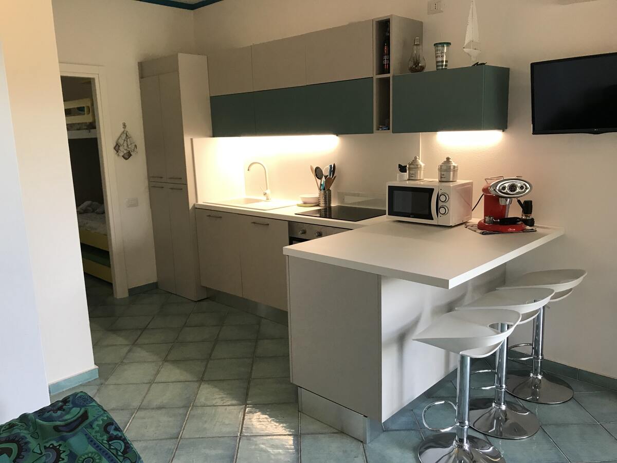 Maison 2 chambres à 100 m de La Pelosa, Stintino - Photo 4