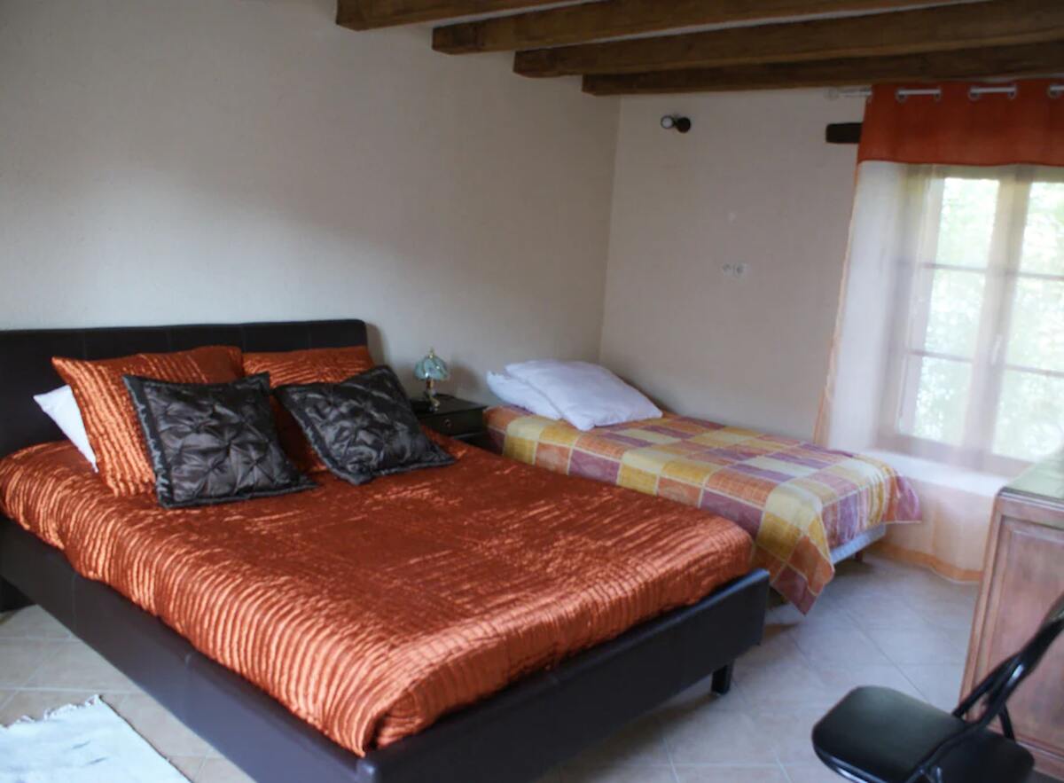 Maison 140 m² pour 9 pers. à Denée, jardin et loisirs - Photo 13