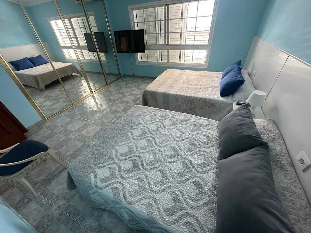 Maison 10 personnes à El Tablero, jardin clôturé et parking - Photo 7