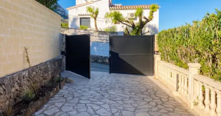 Villa ensoleillée à Dénia avec piscine privée et vue mer : photo 28