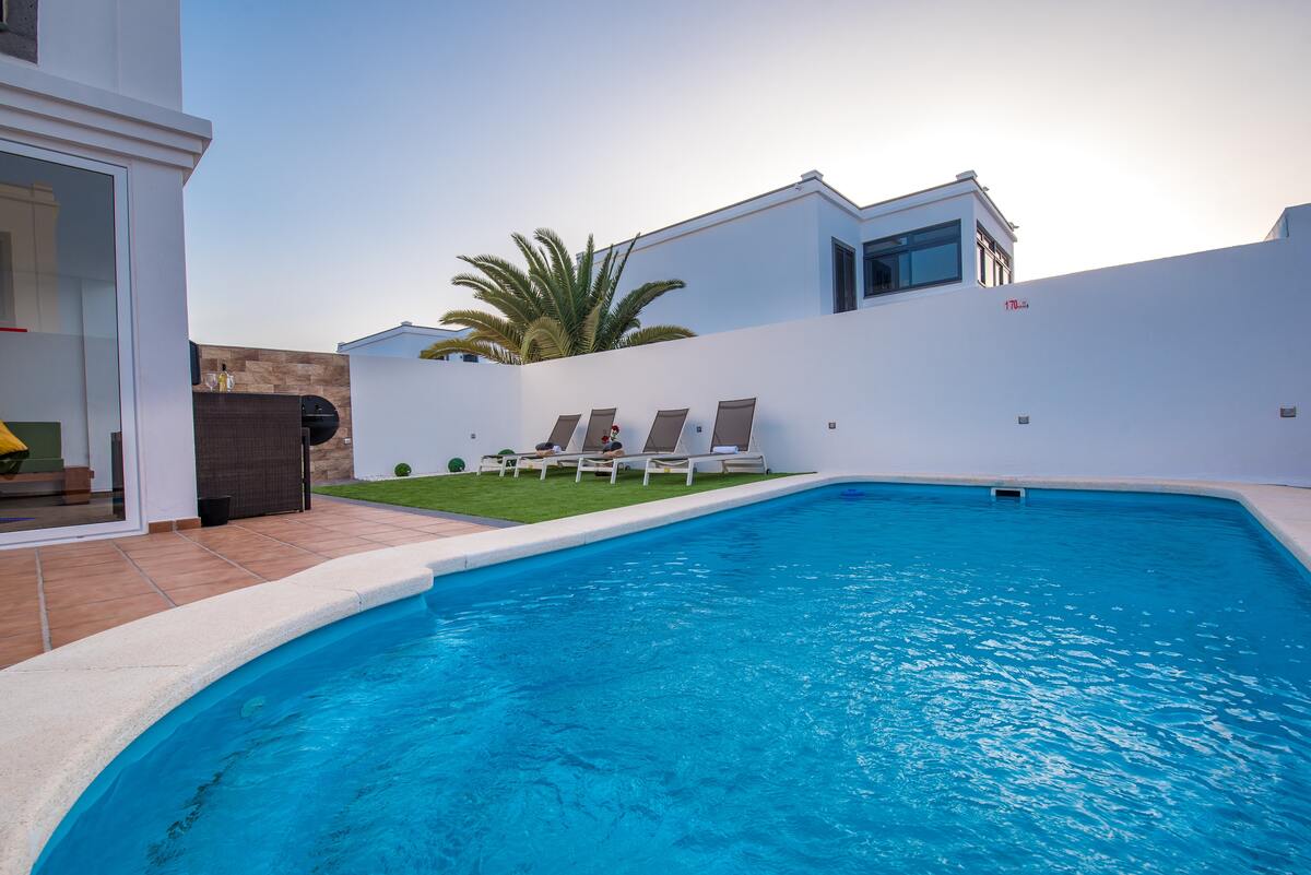 Villa 120 m² Playa Blanca, piscine privée toute l'année - Photo 1
