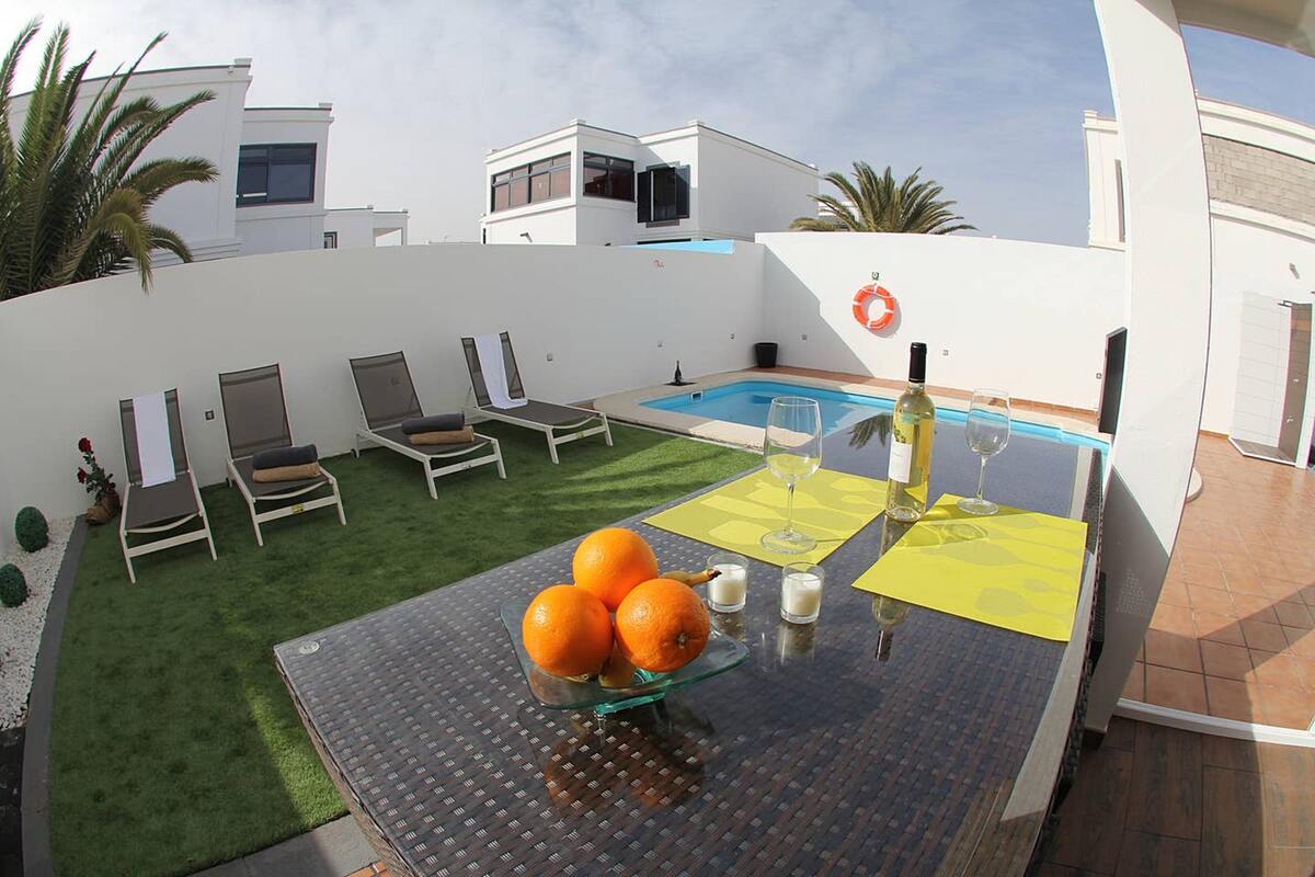 Villa 120 m² Playa Blanca, piscine privée toute l'année - Photo 34
