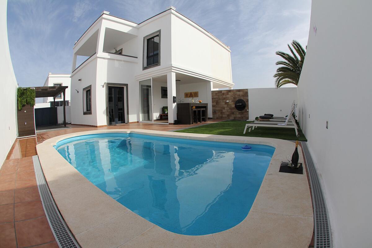 Villa 120 m² Playa Blanca, piscine privée toute l'année - Photo 37