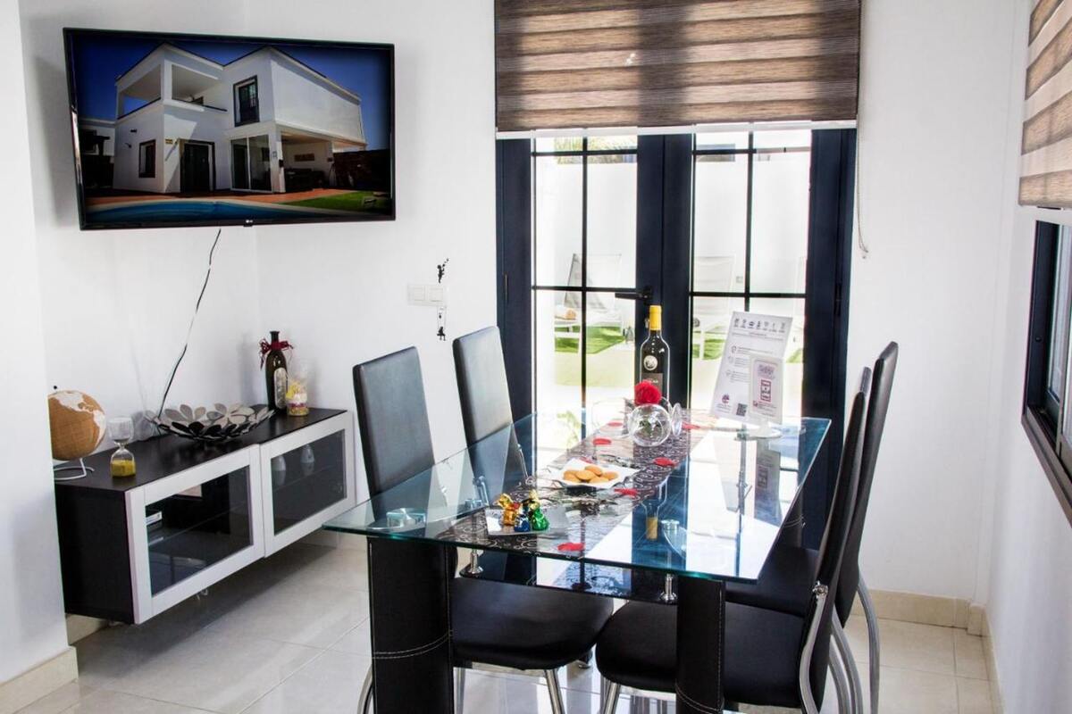 Villa 120 m² Playa Blanca, piscine privée toute l'année - Photo 96