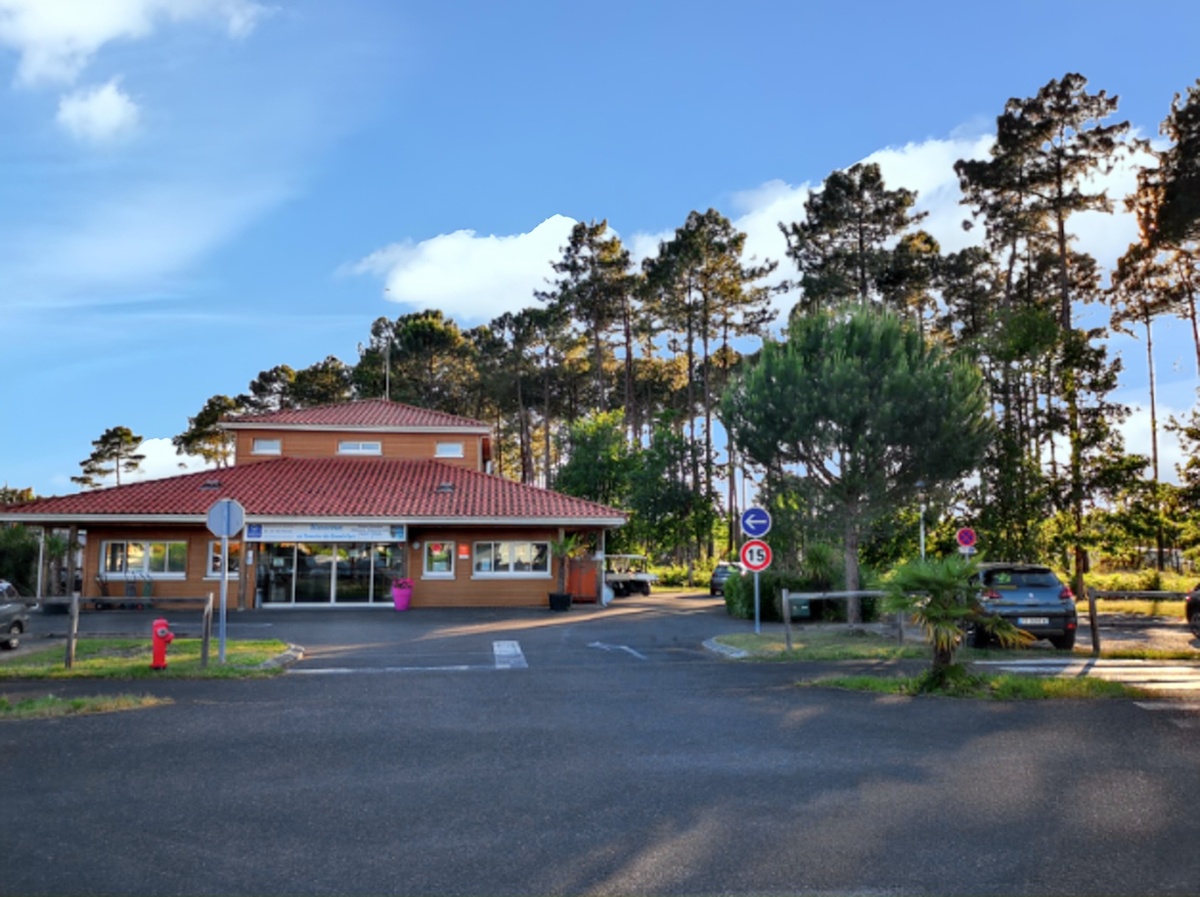 Maison 8 pers. à Parentis-en-Born avec piscine et pétanque - Photo 11