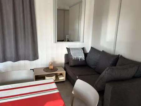 Chalet avec spa et piscine partagée à Hasparren, 3 chambres : photo 9