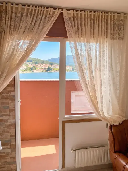 Appartement 90 m² avec balcon à Muros, 3 chambres, plage à 400 m : photo 7