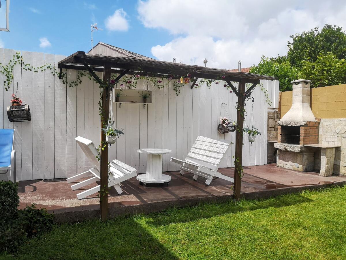 Maison 4 chambres Esteiro avec piscine enfants et jardin - Photo 3
