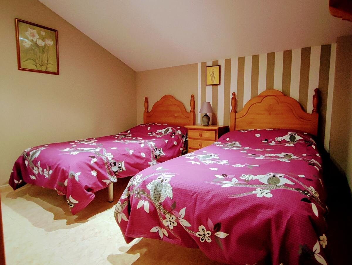 Maison 4 chambres Esteiro avec piscine enfants et jardin - Photo 17