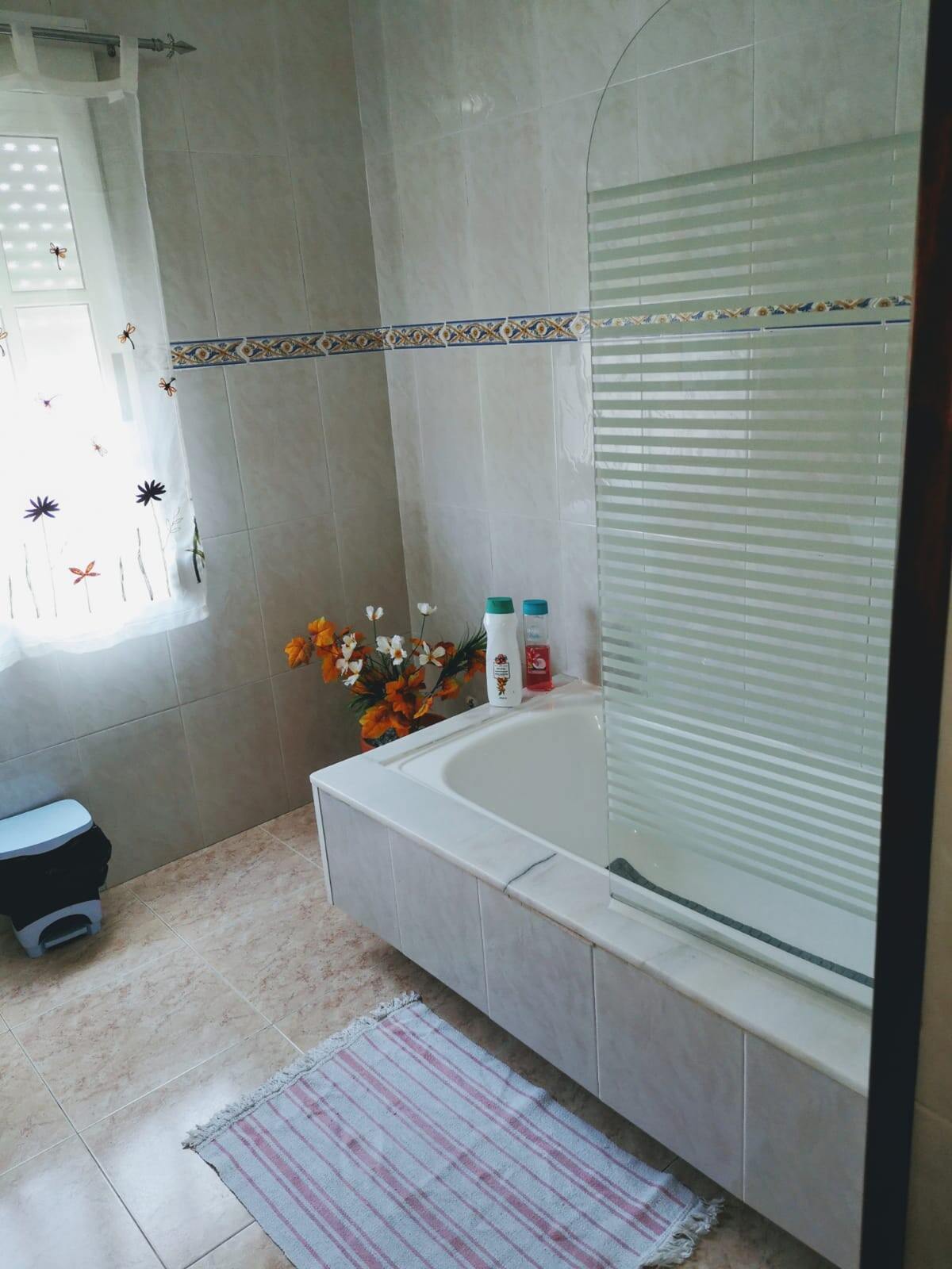 Maison 4 chambres Esteiro avec piscine enfants et jardin - Photo 23