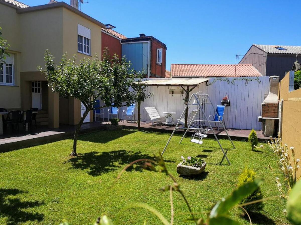 Maison 4 chambres Esteiro avec piscine enfants et jardin - Photo 33