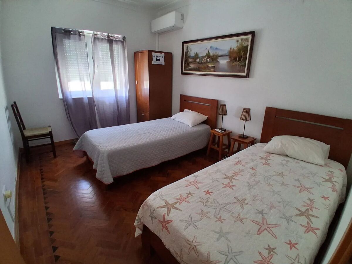 Appartement 3 chambres à Feijó, piscine et jardin clos - Photo 8