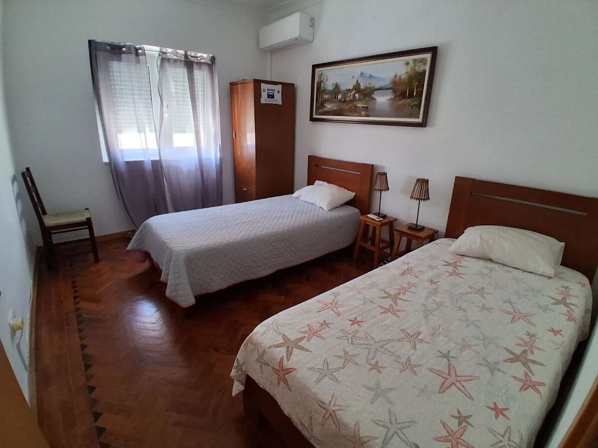 Appartement 3 chambres à Feijó, piscine et jardin clos - Photo 16