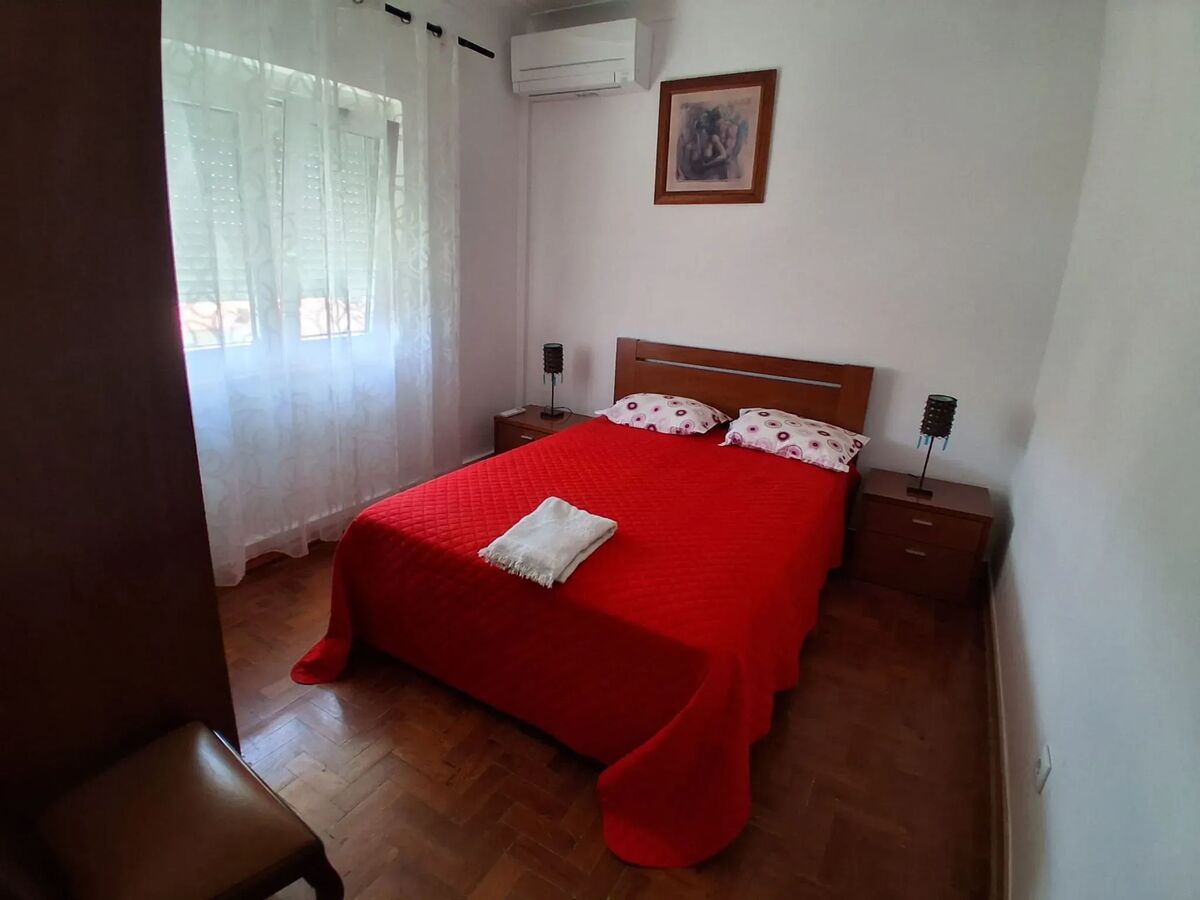 Appartement 3 chambres à Feijó, piscine et jardin clos - Photo 19