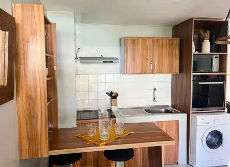 Studio de 60 m² avec piscine partagée à Grand Baie, Maurice : photo 15
